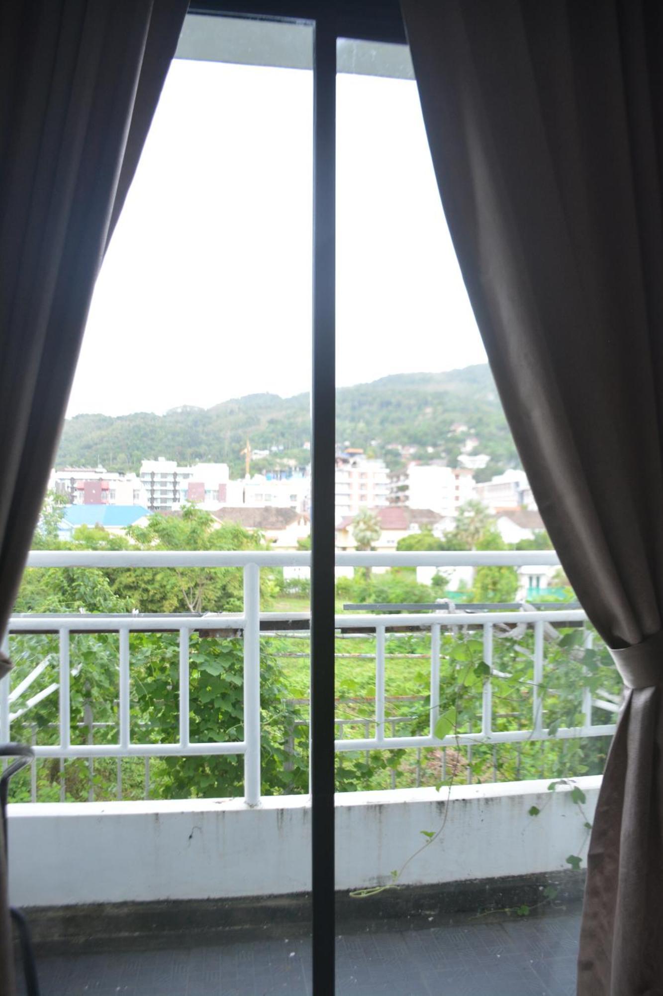 Chilli Salza Patong Hotel ภายนอก รูปภาพ
